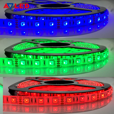 Colore flessibile delle lampade fluorescenti di musica LED di RGB Bluetooth che cambia 5M 12V 24V 5050