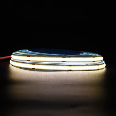 Flessibile COB LED Strip Light - 24V, 320 LED, 3000K Temperatura del colore, 8mm di larghezza, 3 anni di garanzia - Adled LED.