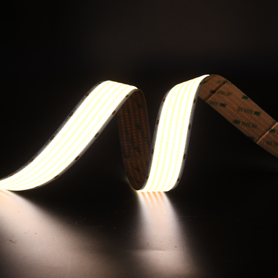 Striscia LED lineare flessibile CRI 90 COB 5000mm 6500K Bianco 4600LM/M sul mercato europeo