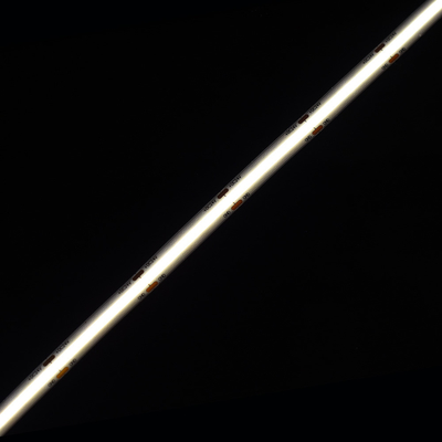 Striscia LED COB con 528 chip larghezza 8 mm e 3000k 4000k e 6500k opzioni di colore per cartellone delle tende