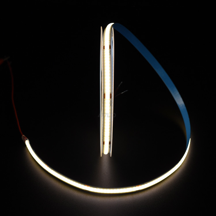320 LED Flessibile COB LED Strip Light in 3000K/4000K/6500K CE e RoHS certificato 24V/12V